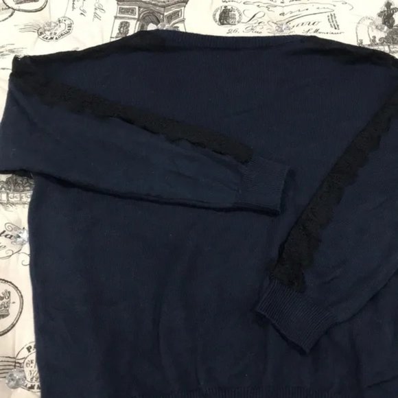 14th & Union Lace Trim V-Neck Sweater - Picture 6 of 8